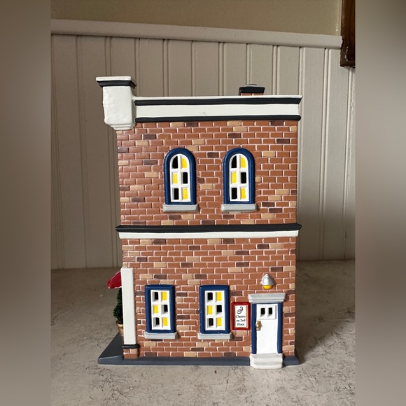 Dept 56 Snow Village JULIETTE'S SCHOOL OF FRENCH CUISINE New Retired Gift Set - Picture 8 of 14